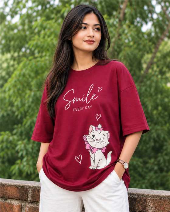 Smile Every Day Cat Print Oversized T-Shirt