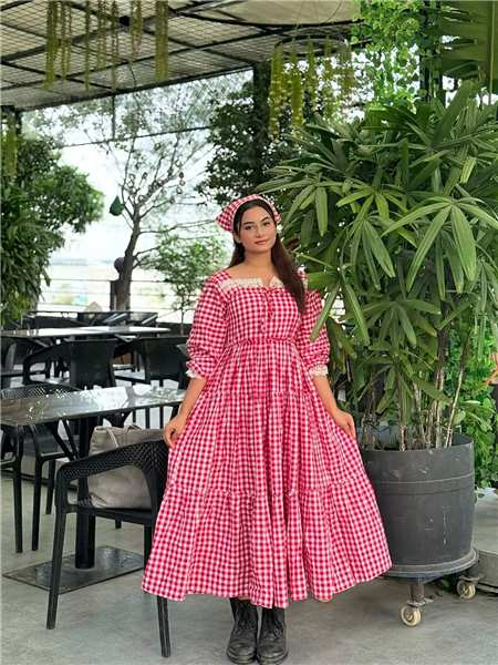 One Piece Kurti (Check Print) - Pink